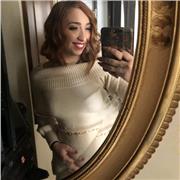 Docente impartisce lezioni in francese, inglese , disegno, storia dell’architettura etc. a ragazzi delle elementari, medie e superiori